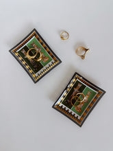 Load image into Gallery viewer, Small Houze Art Dish