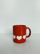 Load image into Gallery viewer, Vintage Red and White Heart Mug
