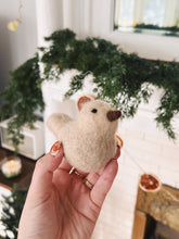 Load image into Gallery viewer, Wool Bird Ornament
