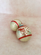Load image into Gallery viewer, Retro Santa Glass Ball Ornament