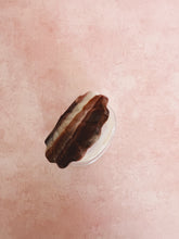 Load image into Gallery viewer, Onyx Shell Box