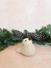 Load image into Gallery viewer, Wool Bird Ornament