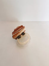 Load image into Gallery viewer, Onyx Shell Box