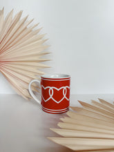 Load image into Gallery viewer, Vintage Linked Heart Mug