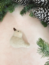 Load image into Gallery viewer, Wool Bird Ornament