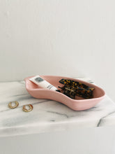 Load image into Gallery viewer, Midcentury Modern Pink Dish