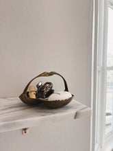 Load image into Gallery viewer, Brass Double Swan Dish