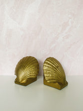 Load image into Gallery viewer, Brass Shell Bookends