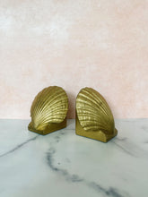 Load image into Gallery viewer, Brass Shell Bookends