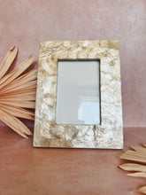 Load image into Gallery viewer, Capiz Shell Picture Frame