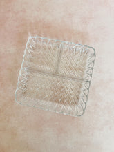 Load image into Gallery viewer, Basket Weave Glass Tray