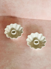 Load image into Gallery viewer, Matte White Candlestick Holders