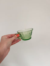Load image into Gallery viewer, Lime Green Glass Mugs