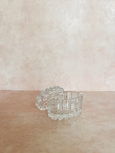 Load image into Gallery viewer, Oval Glass Box