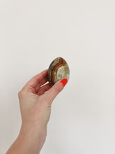 Load image into Gallery viewer, Stone Egg Set 3