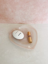 Load image into Gallery viewer, Murano-Style Glass Heart Dish