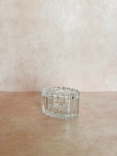 Load image into Gallery viewer, Oval Glass Box