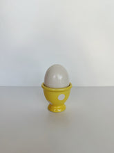 Load image into Gallery viewer, Egg and Cup Salt and Pepper Shakers
