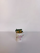 Load image into Gallery viewer, Floral Porcelain Match Striker
