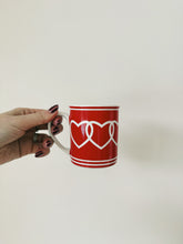 Load image into Gallery viewer, Vintage Linked Heart Mug
