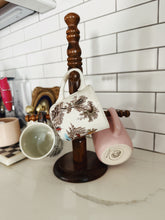 Load image into Gallery viewer, Vintage Johnson Brothers Mug
