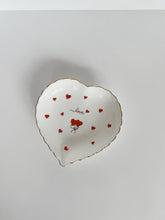 Load image into Gallery viewer, 80s Heart Dish
