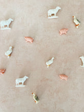 Load image into Gallery viewer, Farm Animals Magnet Set
